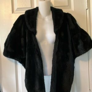 Fashioned in Tudor City by Malden Mills Cape Wrap Faux Fur Size Med Circa 1960’s